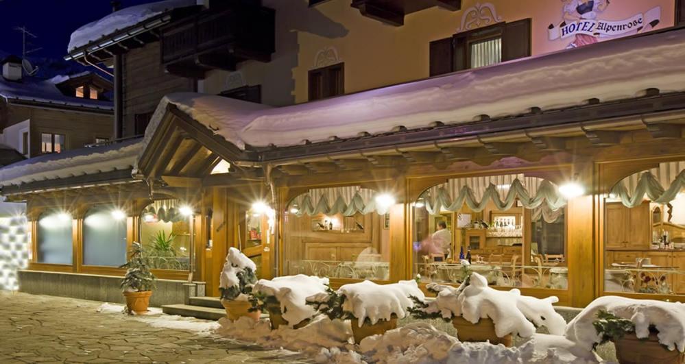 Albergo Alpenrose Livigno Buitenkant foto