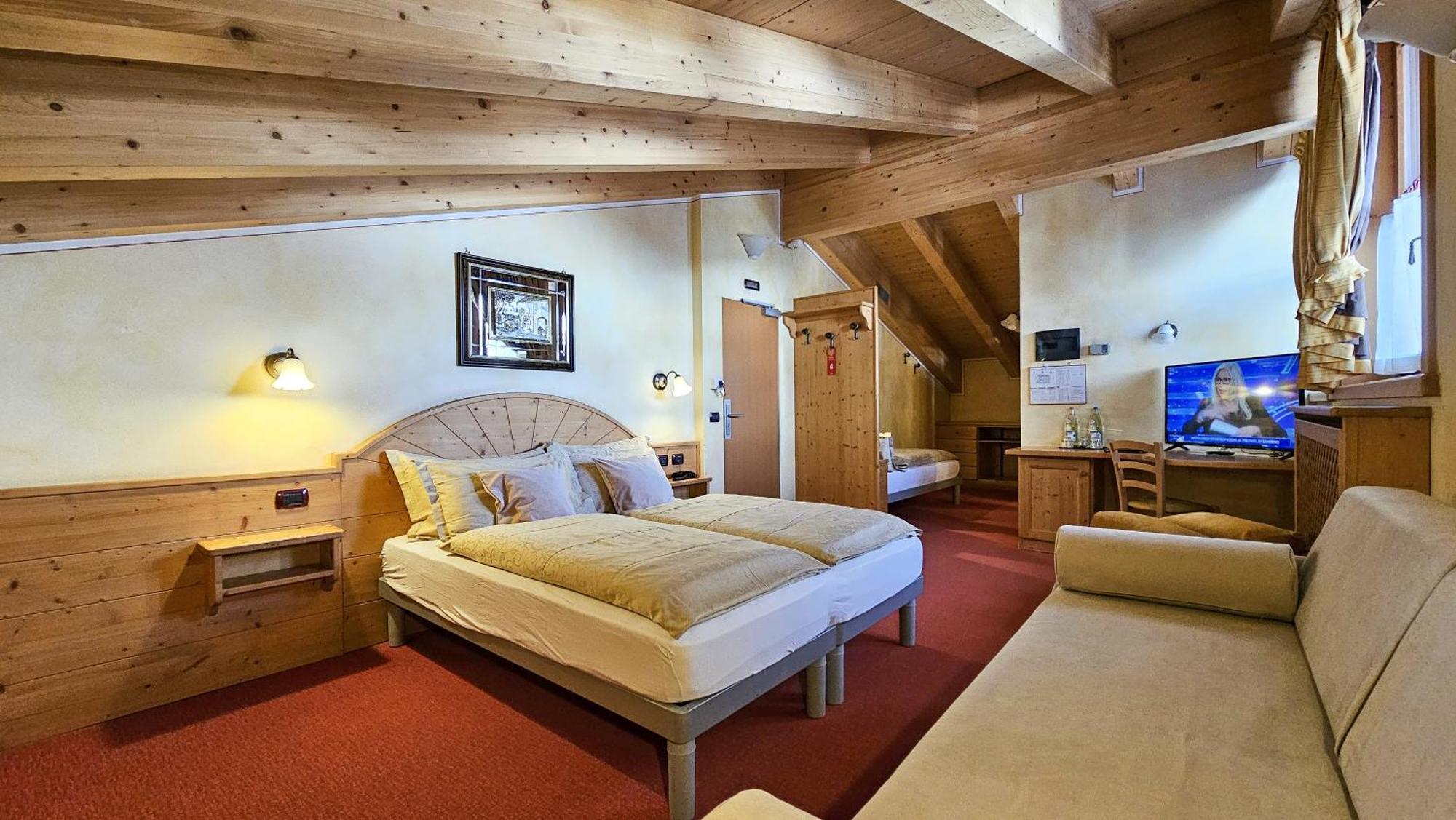 Albergo Alpenrose Livigno Buitenkant foto