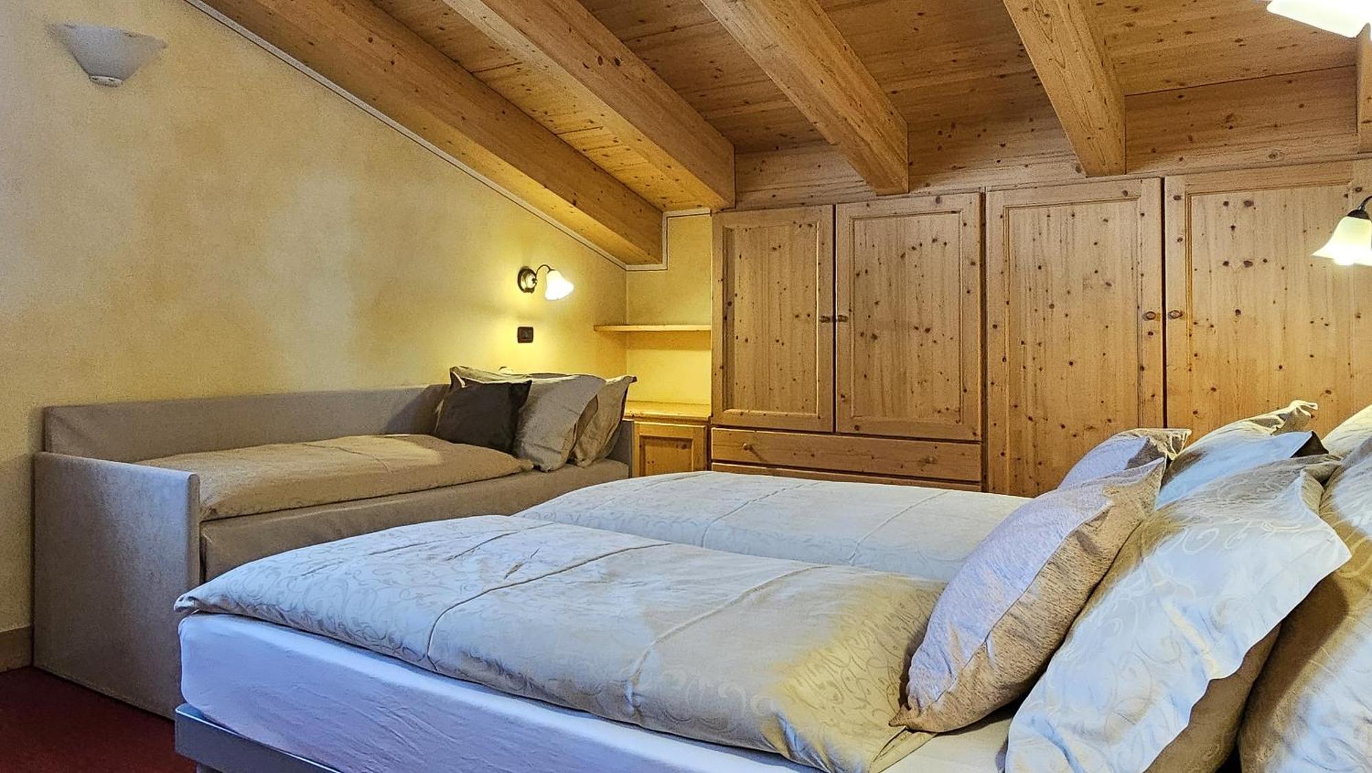 Albergo Alpenrose Livigno Buitenkant foto